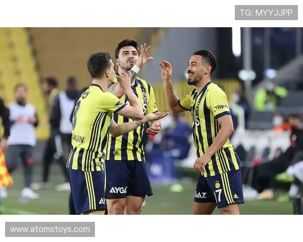 西甲球队欧联小组赛阶段表现稳健，多队展现竞争力