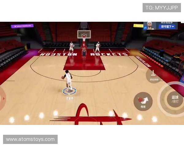 汤普森靠无球跑位与挡拆，稳定拉开空间提升外线效率